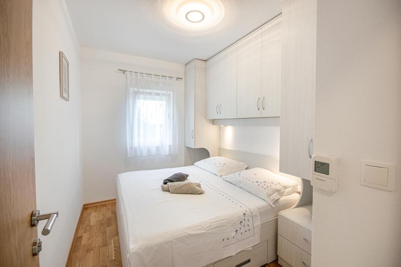 Apartament Laura *